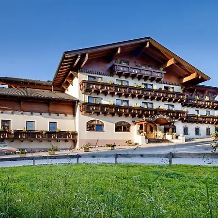 Szálloda Laerchenhof Katschberghöhe