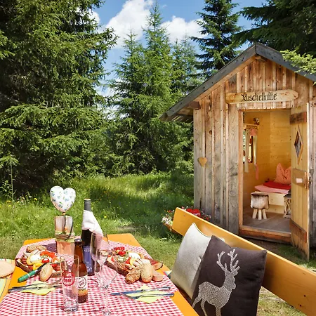 Hotell Laerchenhof 4*